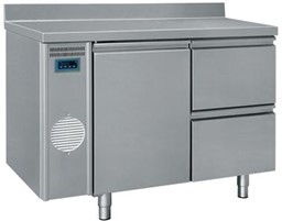 Bild von Kühltisch; automat. Abtauung
