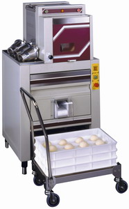 Bild von Kombimaschine; mit 3 Trichtern & 2 Schnecken
